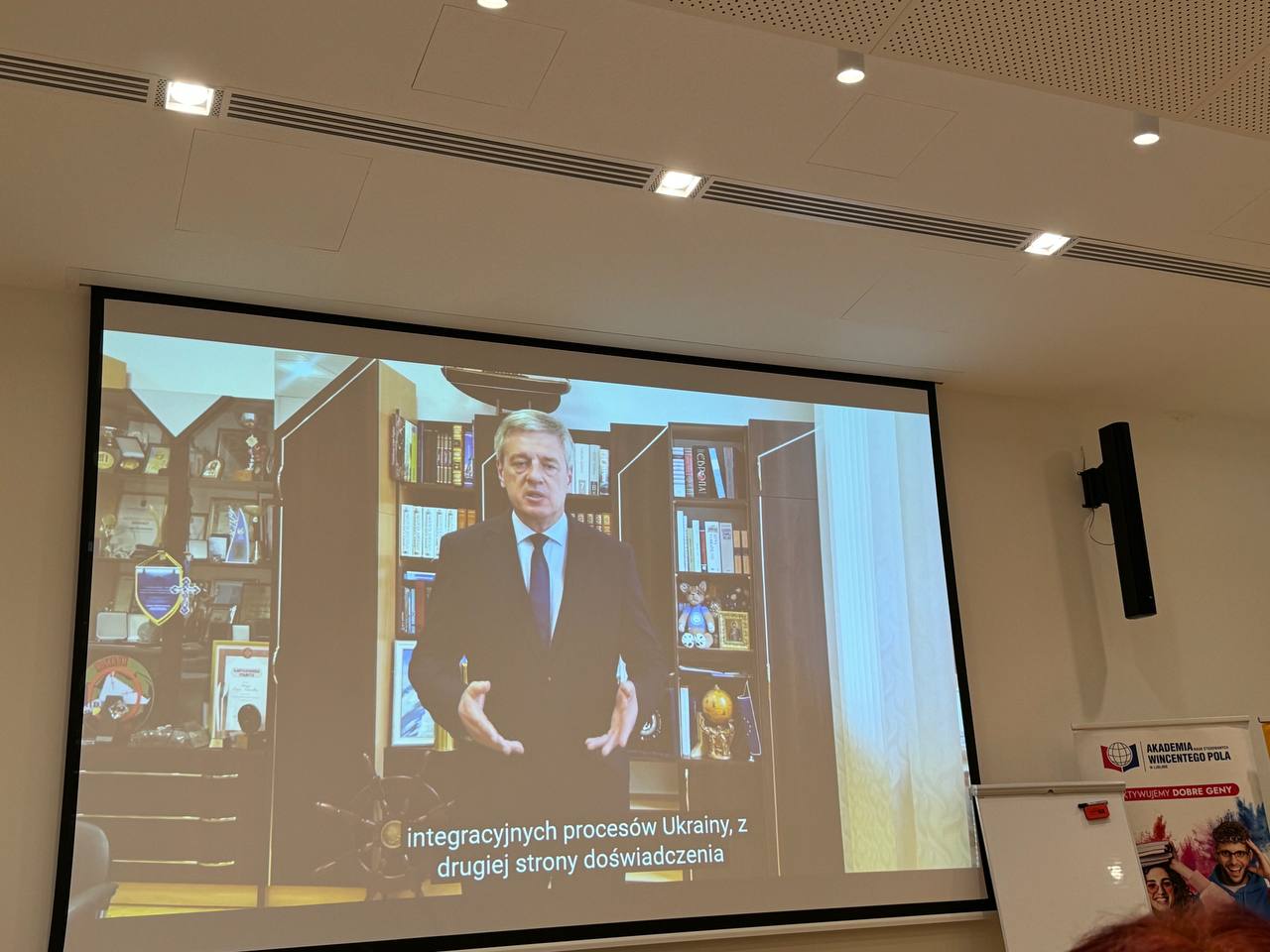 photo_2024-10-16_08-18-01