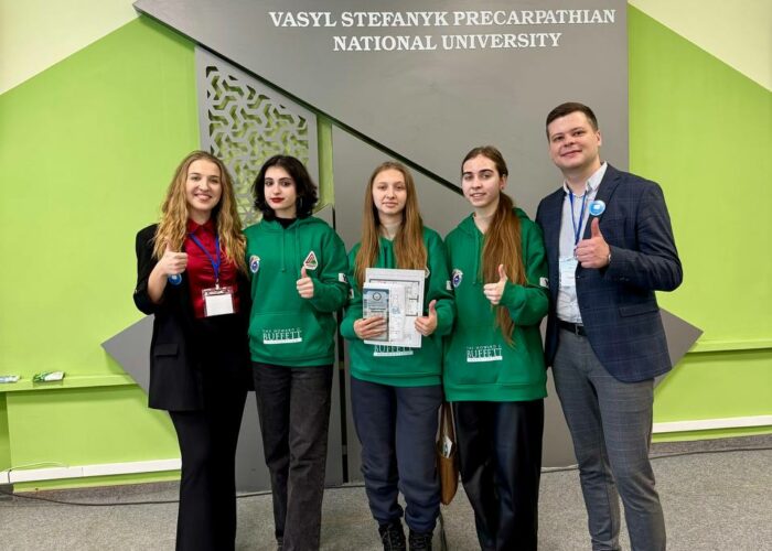 0-02-05-fcc74dbbc59ac467e1a64f38d21c843d38418081b1c6905471ddbc51c62e2545_7e3a933e5237a3e8