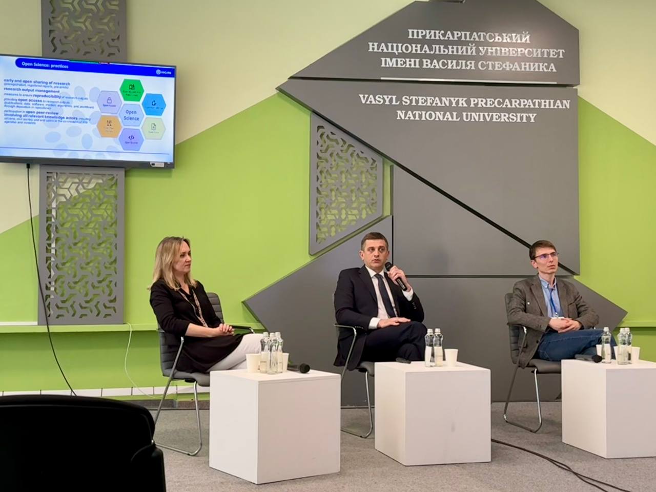 IMAGE 2025-04-24 04:01:49